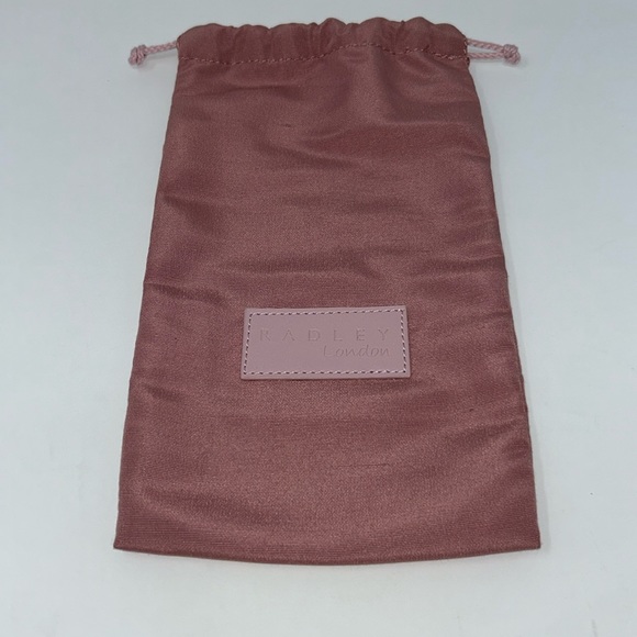 AUTHENTIC Radley London “A Radley for your thoughts” pink leather wristl… - Picture 11 of 15